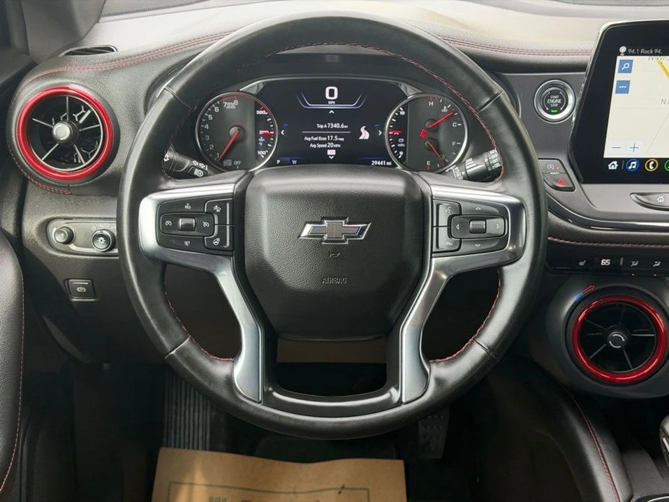 2025 Chevrolet Blazer - Image 17 of 20