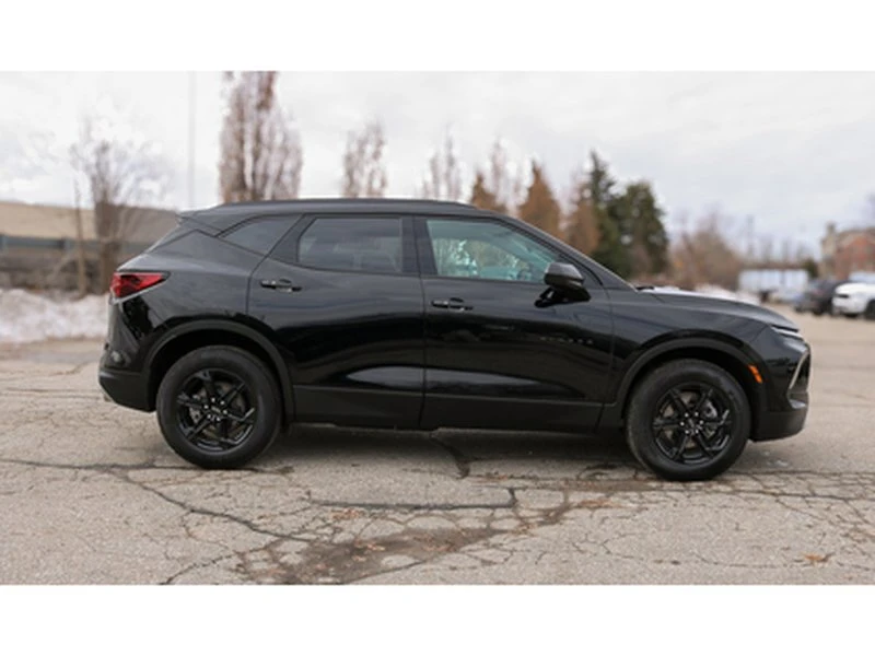 2025 Chevrolet Blazer - Image 3 of 19