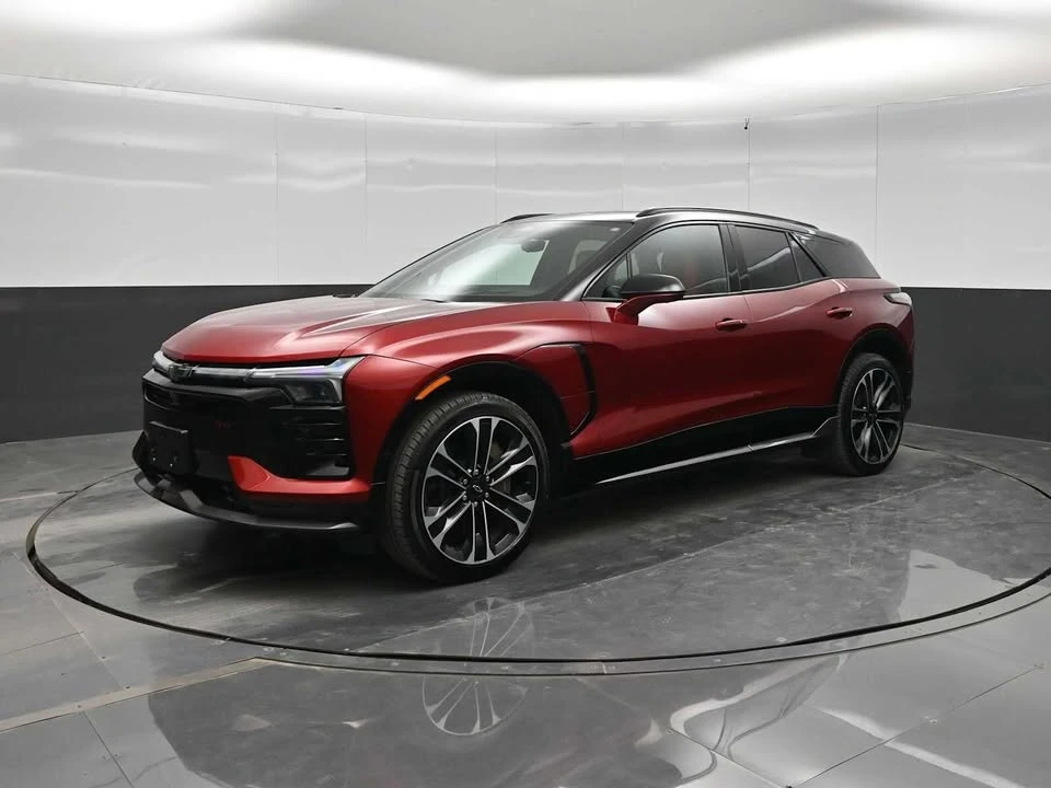 2025 Chevrolet Blazer - Image 2 of 16
