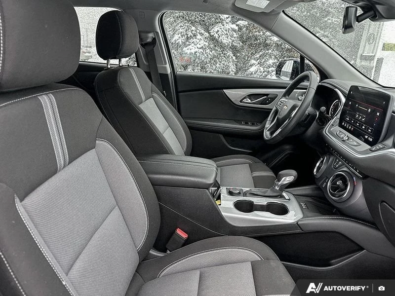 2025 Chevrolet Blazer - Image 13 of 15