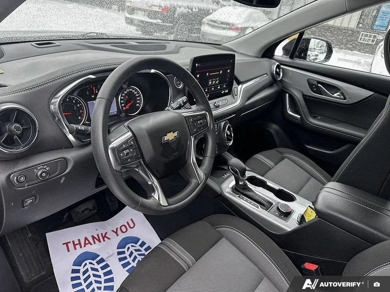 2025 Chevrolet Blazer - Image 9 of 15