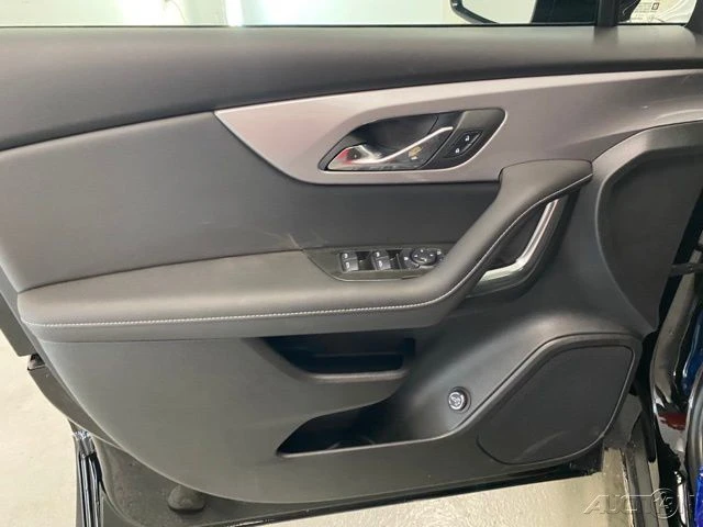 2025 Chevrolet Blazer - Image 11 of 12