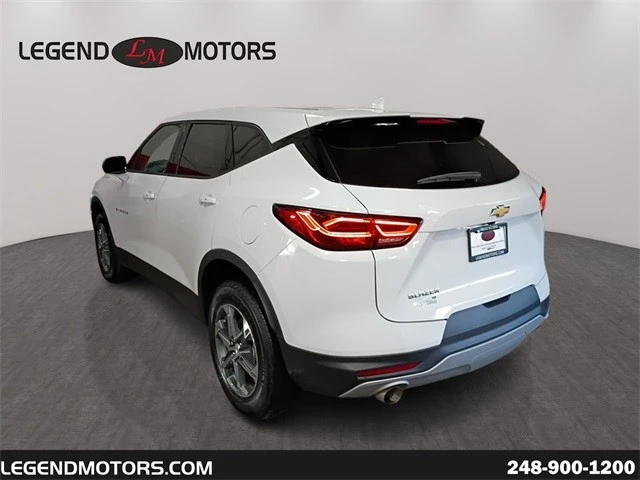 2025 Chevrolet Blazer - Image 6 of 12