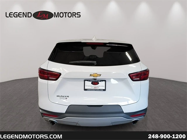 2025 Chevrolet Blazer - Image 7 of 12