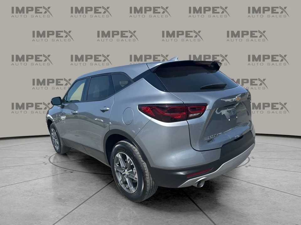 2025 Chevrolet Blazer - Image 3 of 12