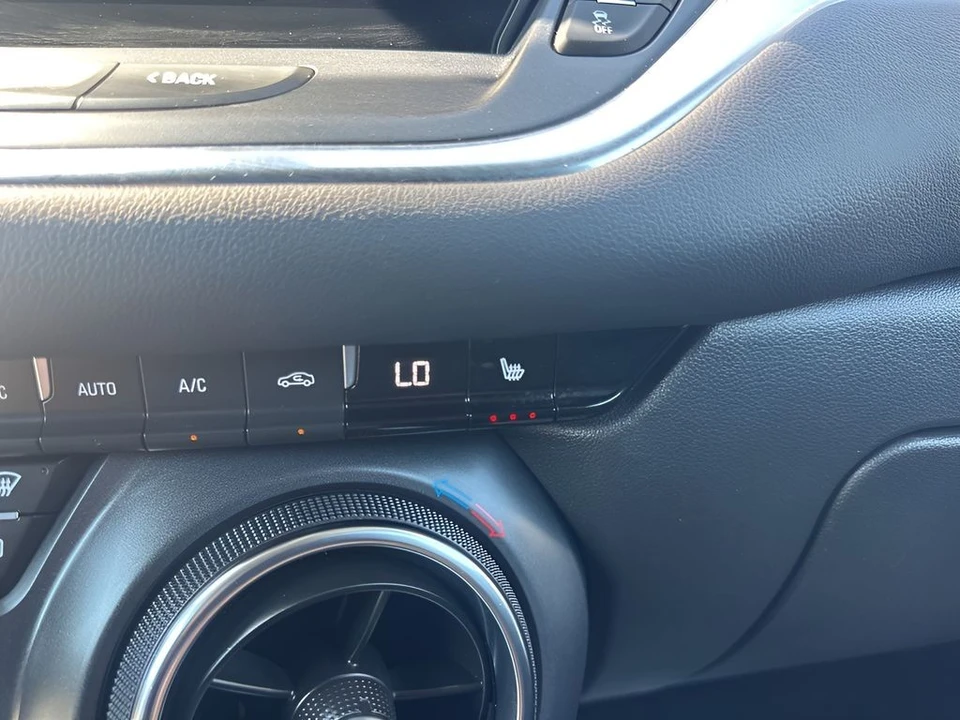 2025 Chevrolet Blazer - Image 20 of 21