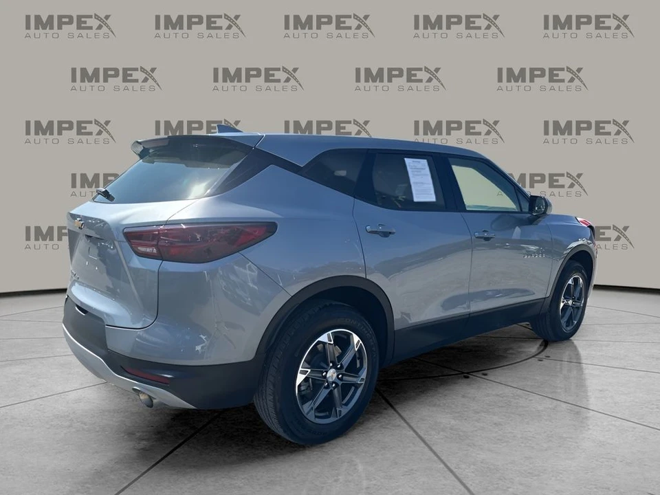 2025 Chevrolet Blazer - Image 5 of 12