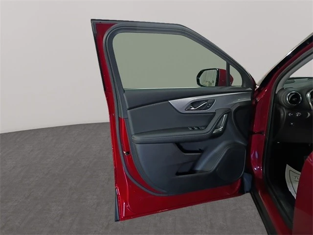 2025 Chevrolet Blazer - Image 11 of 12