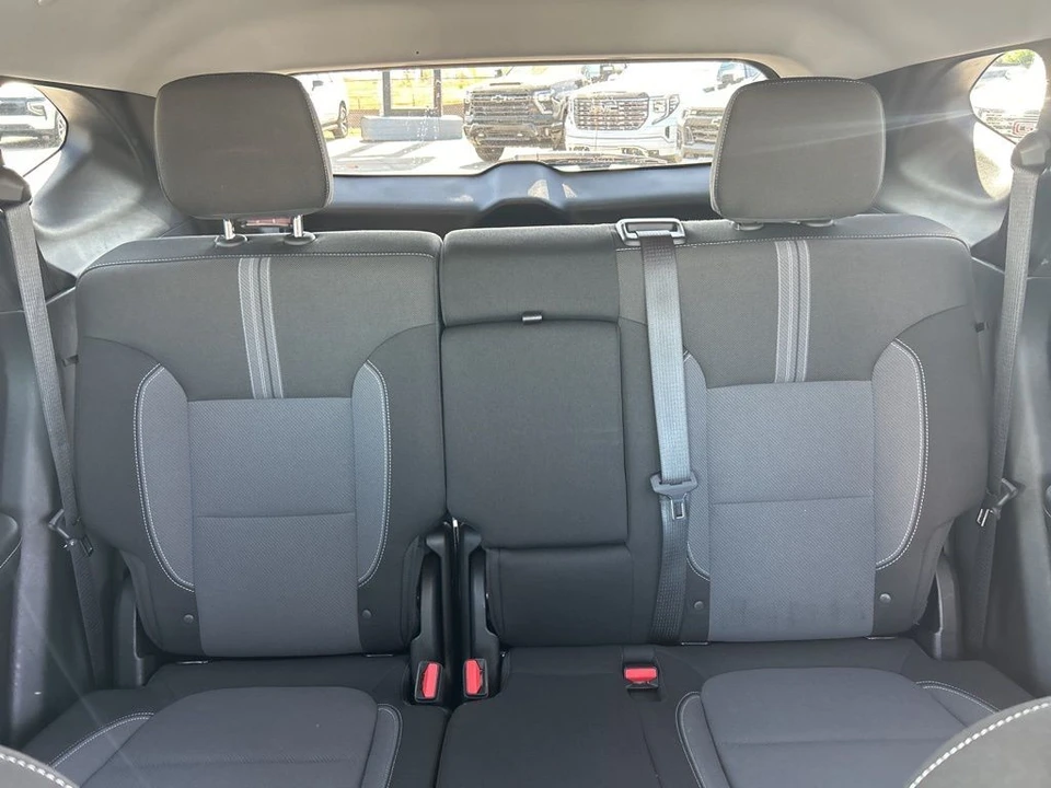2025 Chevrolet Blazer - Image 11 of 21