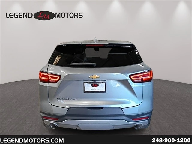 2025 Chevrolet Blazer - Image 7 of 12
