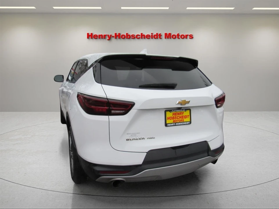 2025 Chevrolet Blazer - Image 6 of 12