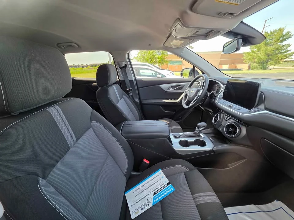 2025 Chevrolet Blazer - Image 8 of 8