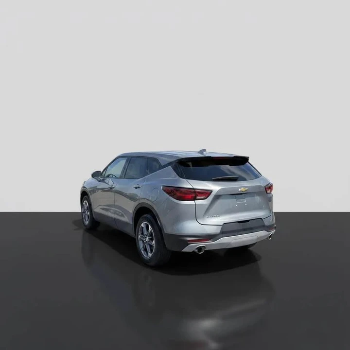 2025 Chevrolet Blazer - Image 5 of 9
