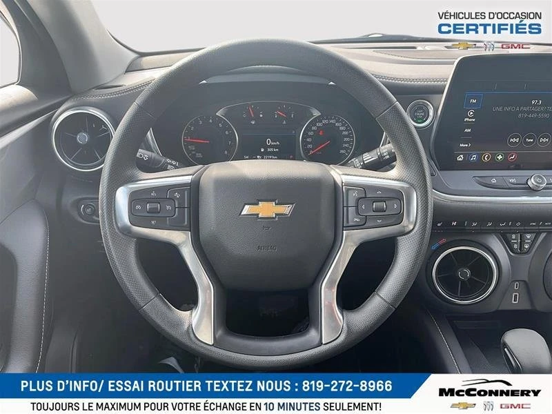 2025 Chevrolet Blazer - Image 16 of 20