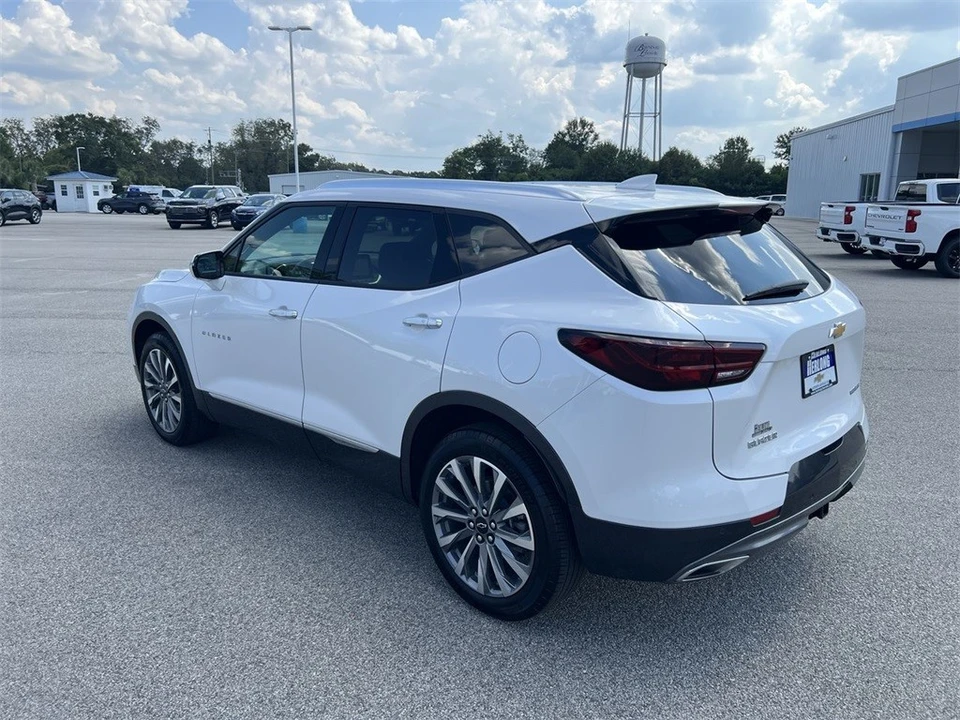 2025 Chevrolet Blazer - Image 6 of 21
