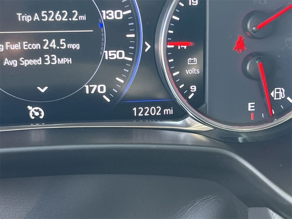 2025 Chevrolet Blazer - Image 12 of 21