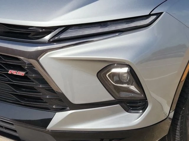 2025 Chevrolet Blazer - Image 8 of 20