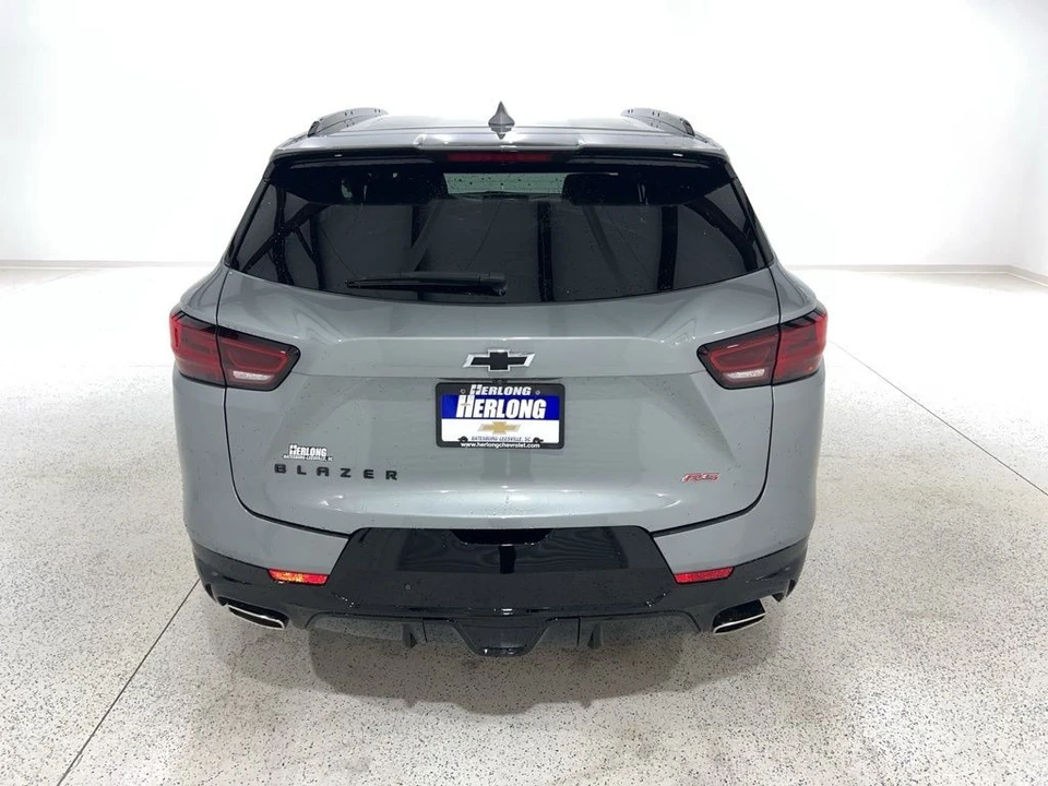 2025 Chevrolet Blazer - Image 4 of 21