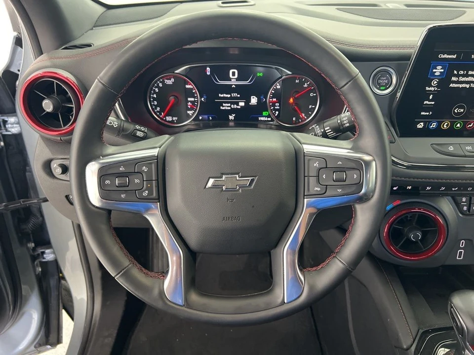 2025 Chevrolet Blazer - Image 10 of 21