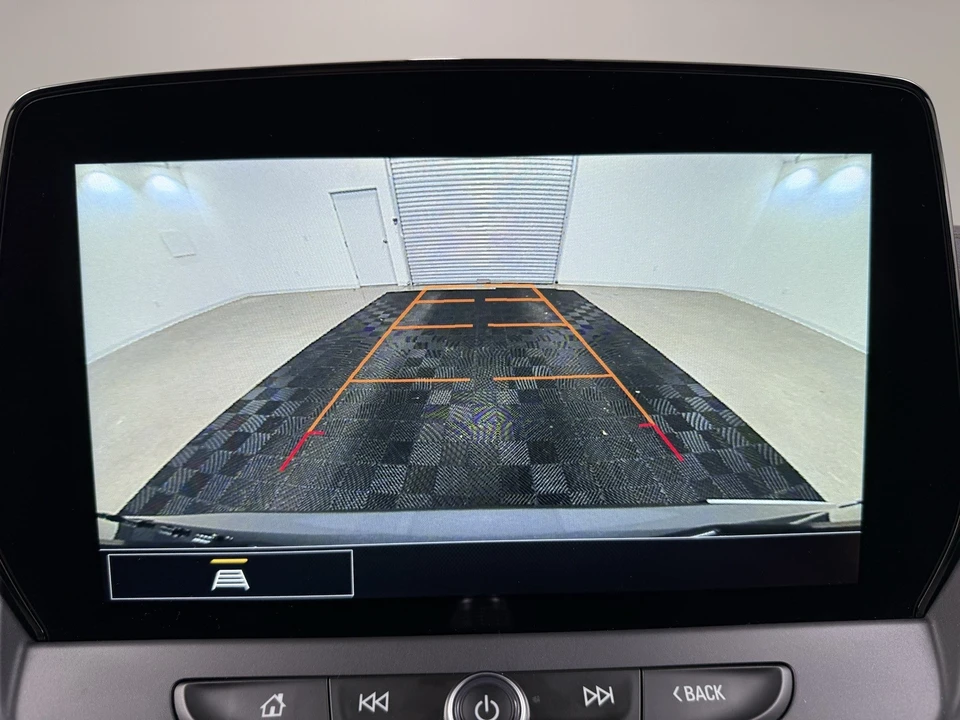 2025 Chevrolet Blazer - Image 20 of 21