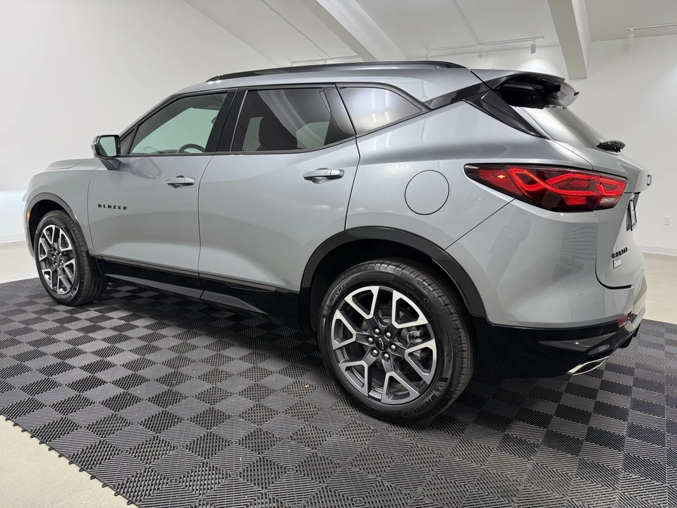 2025 Chevrolet Blazer - Image 5 of 21