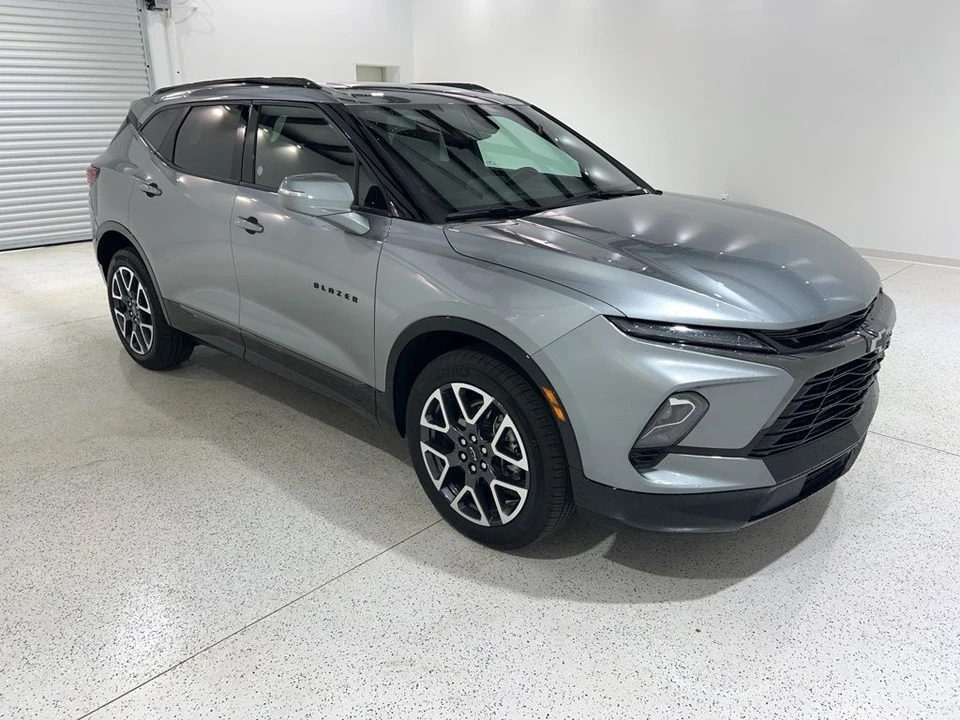 2025 Chevrolet Blazer - Image 7 of 21