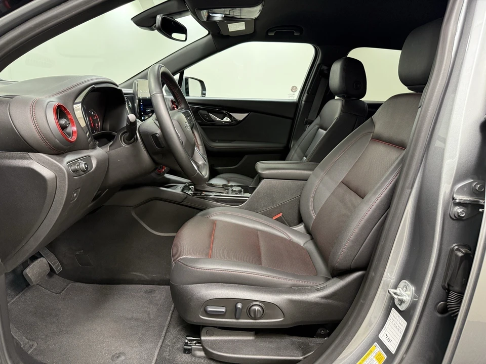 2025 Chevrolet Blazer - Image 16 of 21