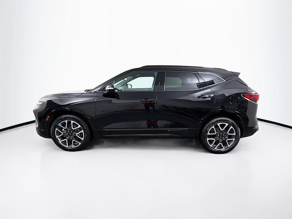 2025 Chevrolet Blazer - Image 5 of 12
