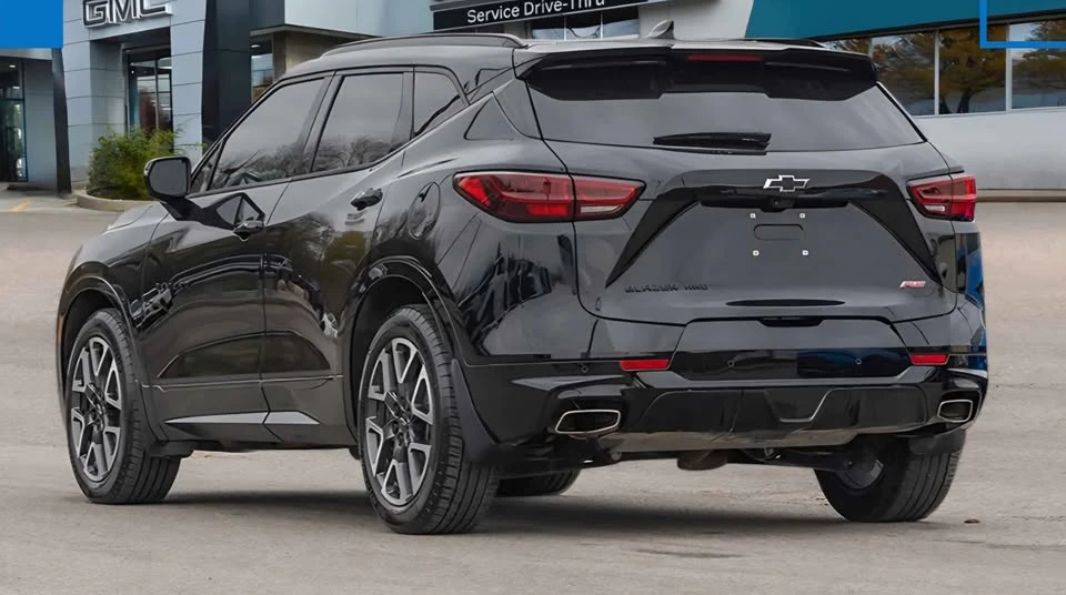 2025 Chevrolet Blazer - Image 4 of 18