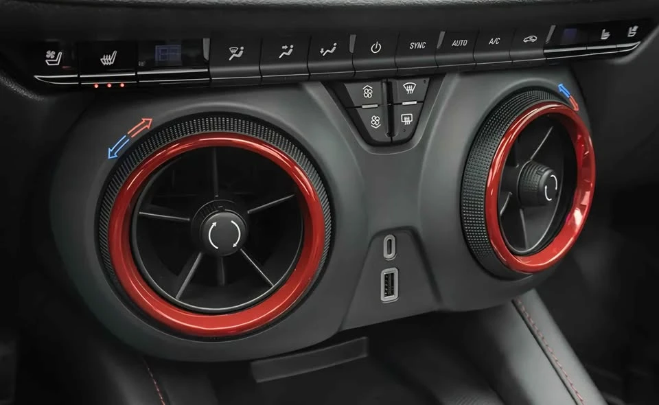 2025 Chevrolet Blazer - Image 13 of 18