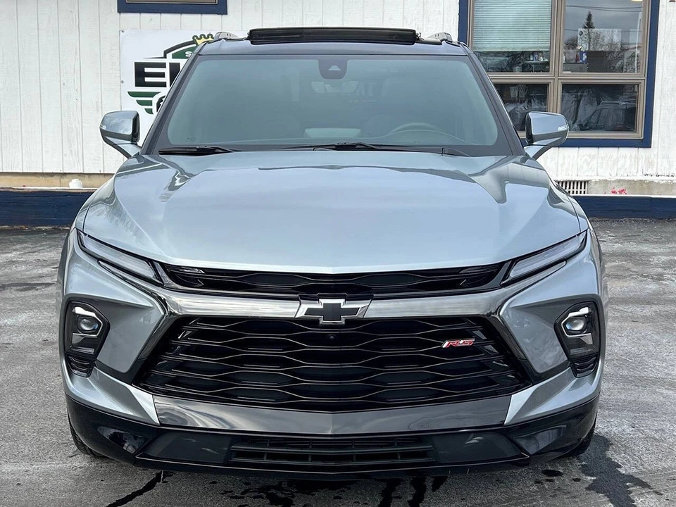 2025 Chevrolet Blazer - Image 10 of 31