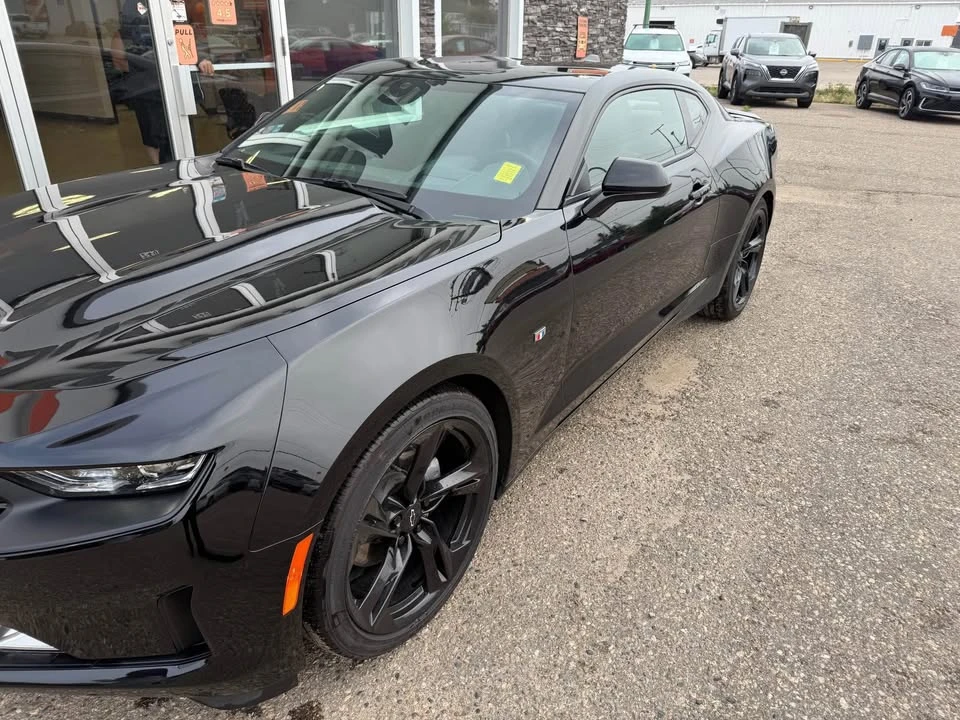 2025 Chevrolet Camaro - Image 2 of 12