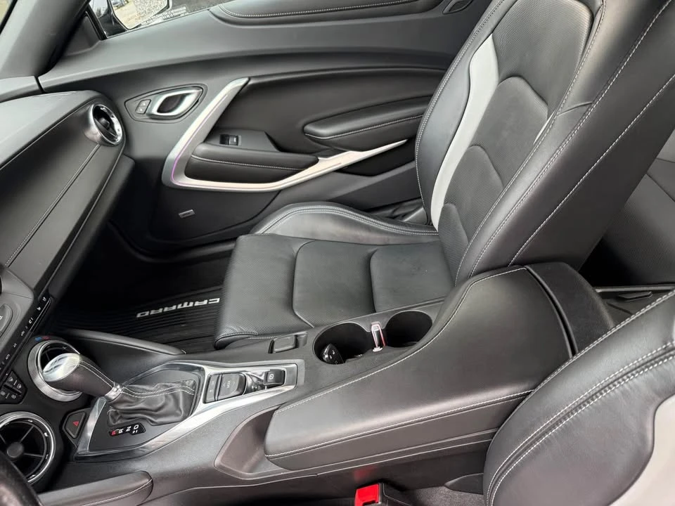 2025 Chevrolet Camaro - Image 7 of 12
