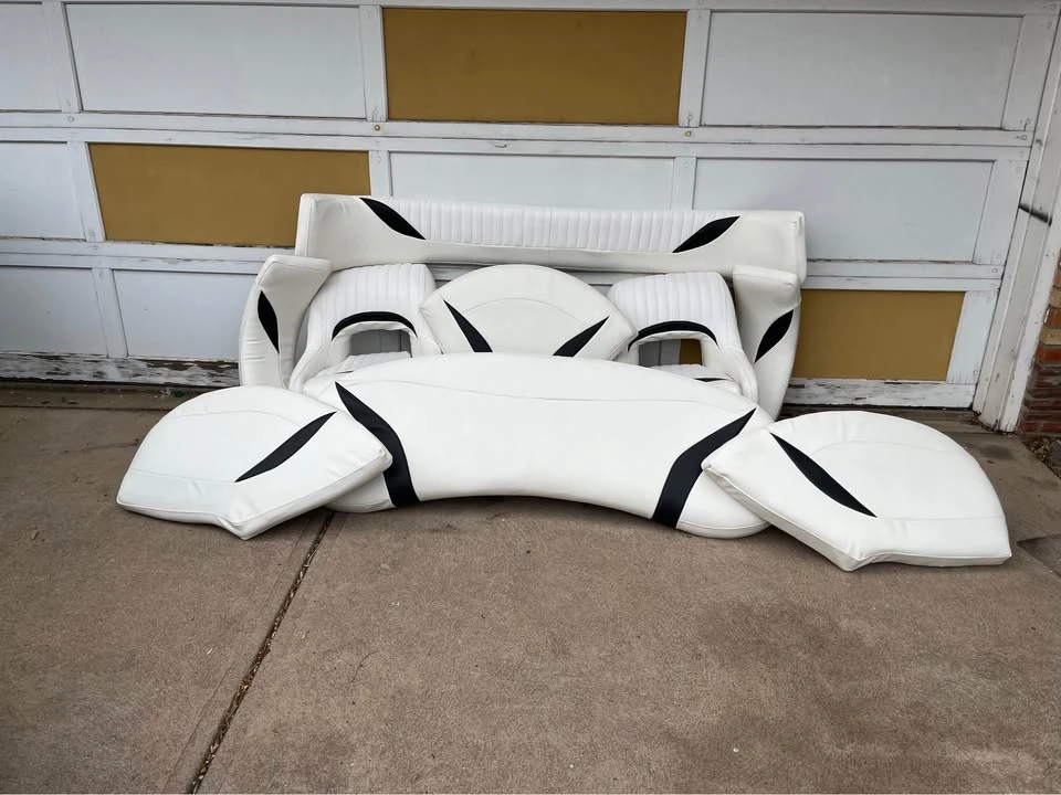 2025 Chevrolet Camaro - Image 3 of 14