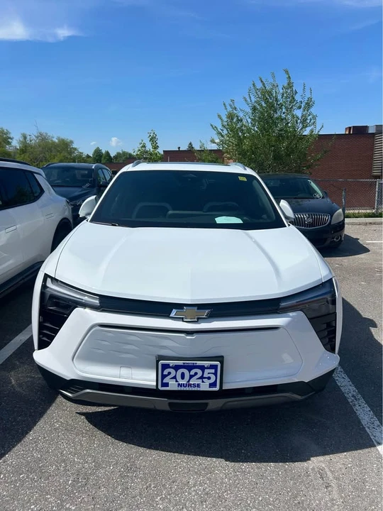 2025 Chevrolet Blazer - Image 2 of 5