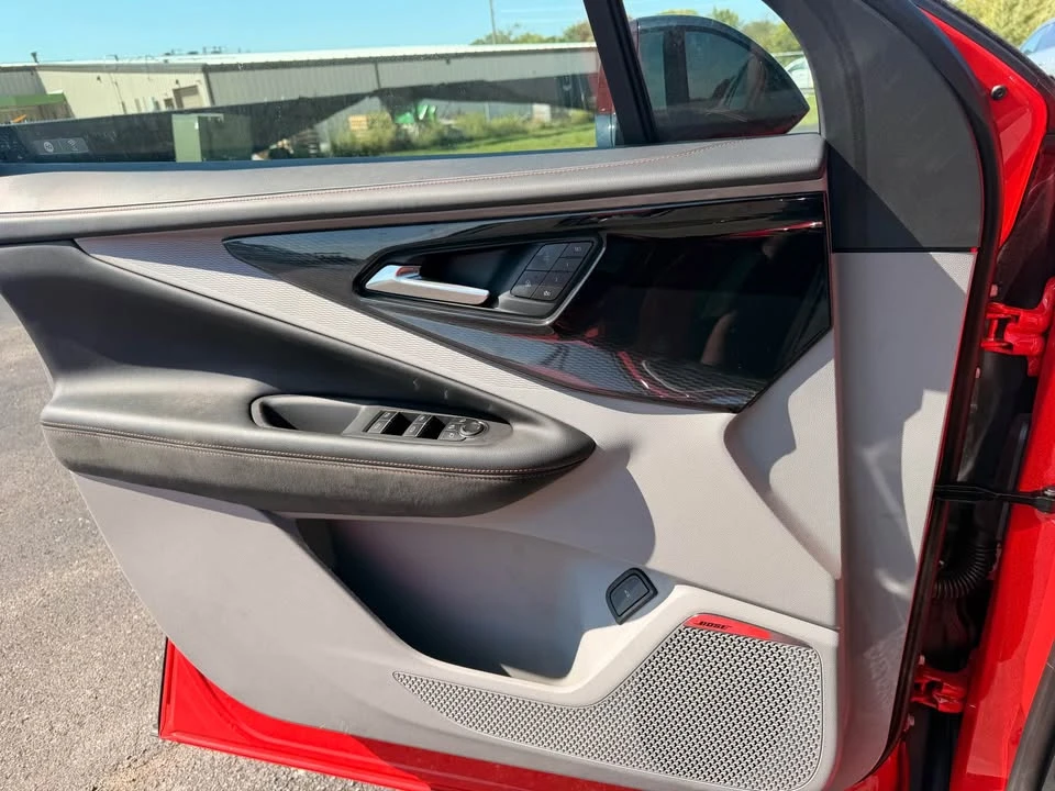 2025 Chevrolet Blazer - Image 7 of 14