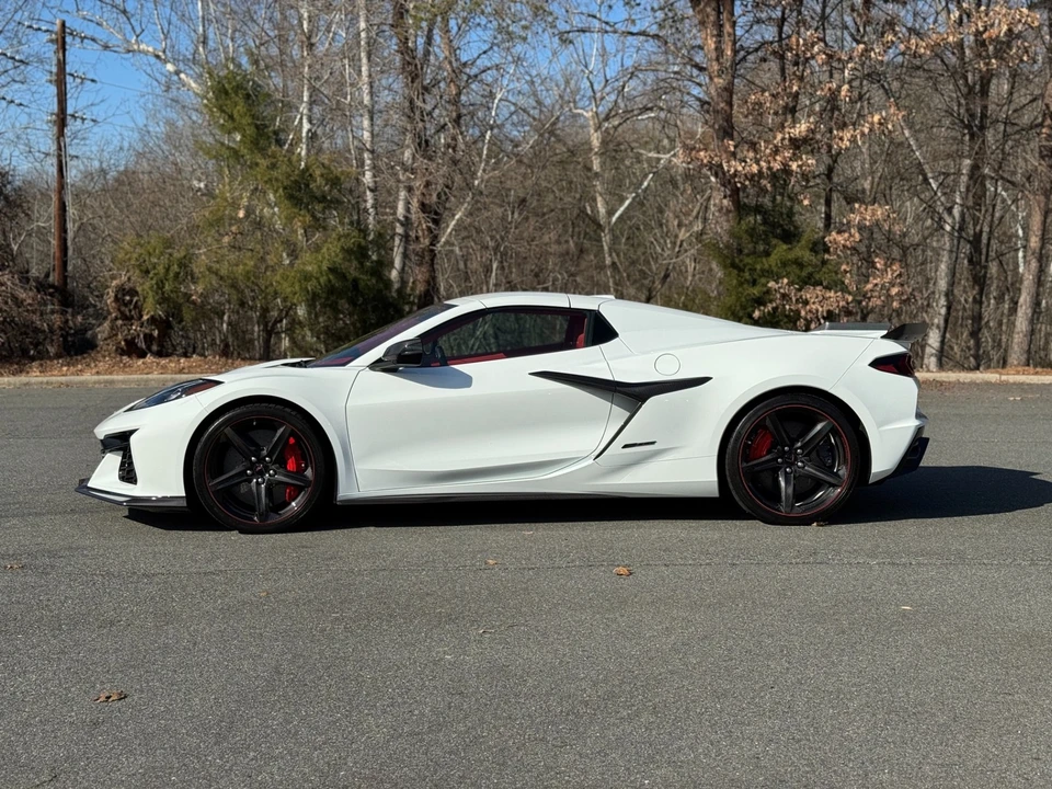 2025 Chevrolet Corvette C8 - Image 6 of 12