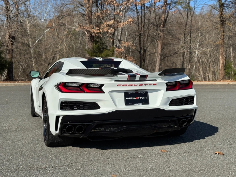 2025 Chevrolet Corvette C8 - Image 9 of 12