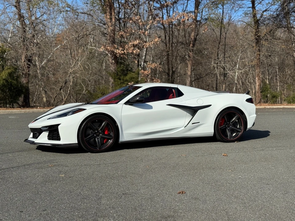 2025 Chevrolet Corvette C8 - Image 5 of 12