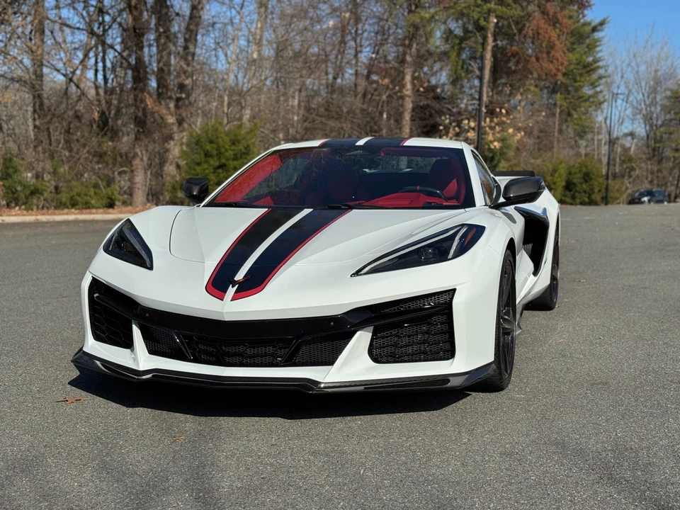 2025 Chevrolet Corvette C8 - Image 3 of 12