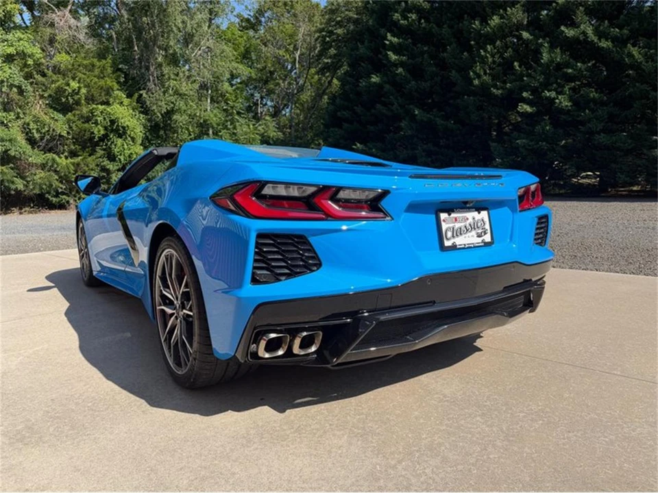 2025 Chevrolet Corvette C8 - Image 5 of 31