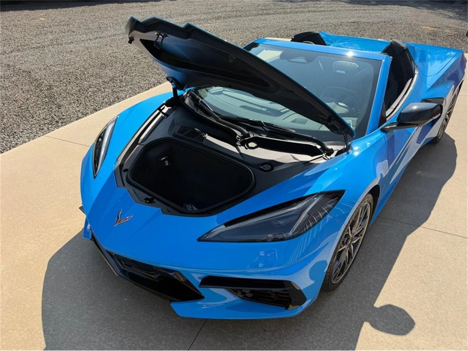 2025 Chevrolet Corvette C8 - Image 22 of 31