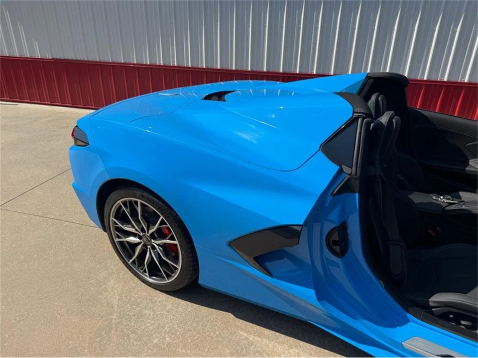 2025 Chevrolet Corvette C8 - Image 11 of 31