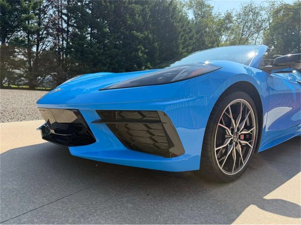 2025 Chevrolet Corvette C8 - Image 24 of 31