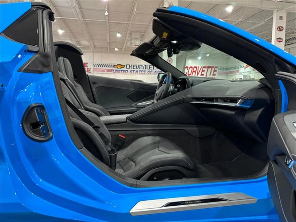 2025 Chevrolet Corvette C8 - Image 10 of 30