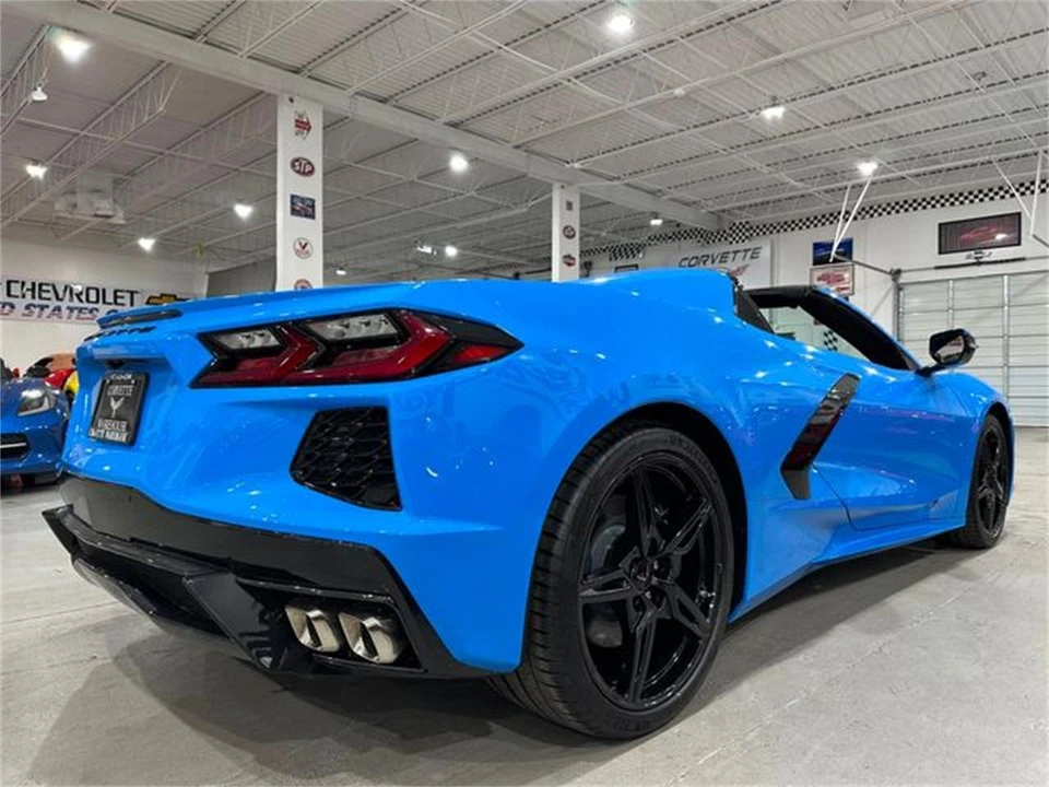 2025 Chevrolet Corvette C8 - Image 3 of 30