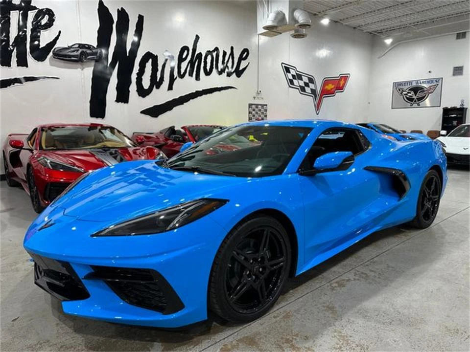 2025 Chevrolet Corvette C8 - Image 27 of 30
