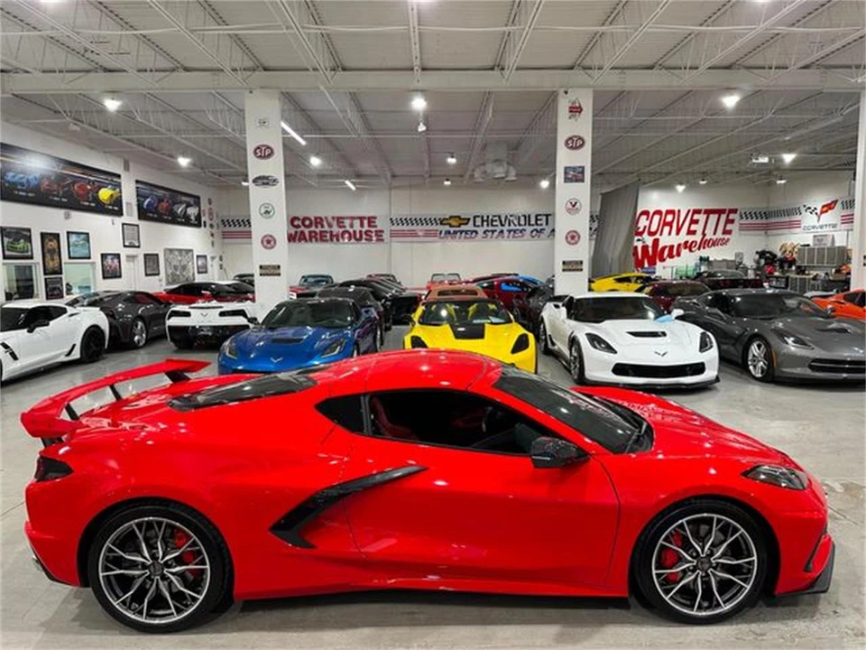 2025 Chevrolet Corvette C8 - Image 4 of 30