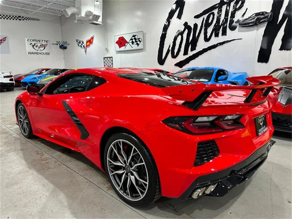 2025 Chevrolet Corvette C8 - Image 28 of 30