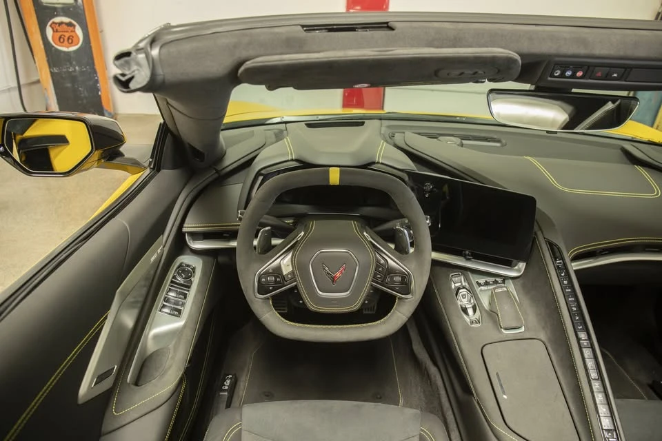 2025 Chevrolet Corvette C8 - Image 10 of 20